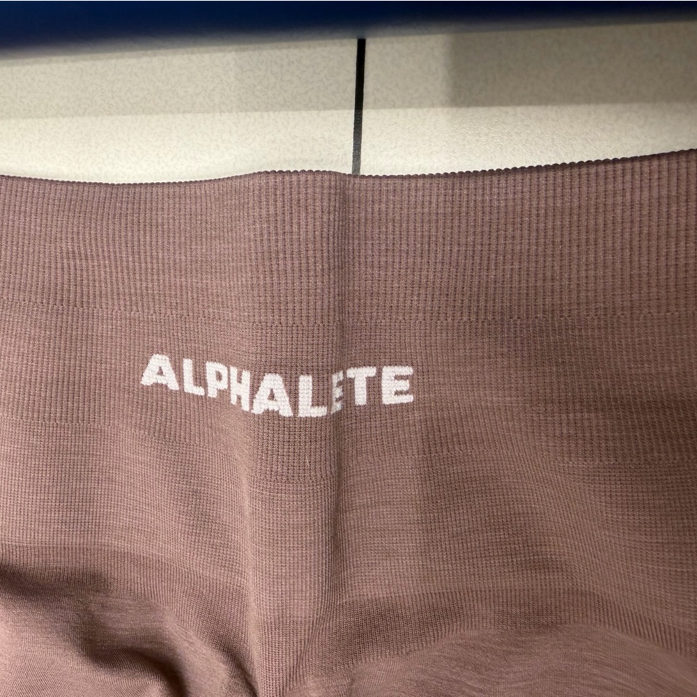 Alphalete amplify dove purple legging size medium